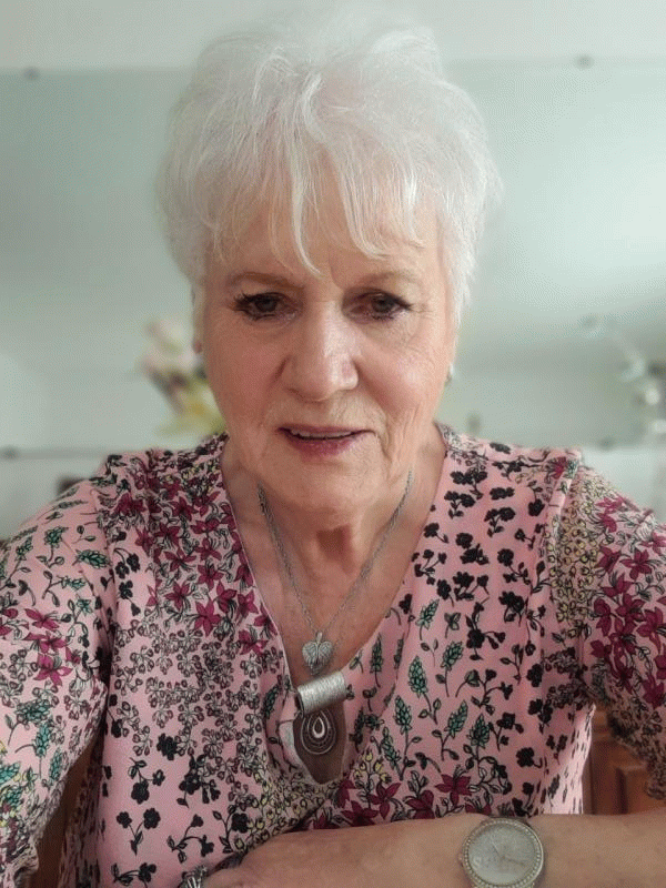 Colette 74 ans Auxerre