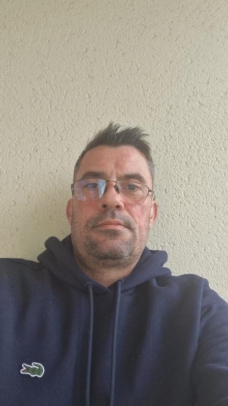 Curlyto  52 ans Nantes