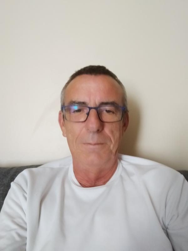 Frédéric  60 ans Tesson