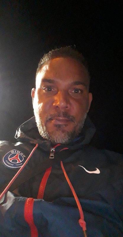 Sébastien 45 ans Taverny