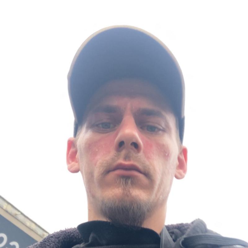 mehdi 32 ans Auchel