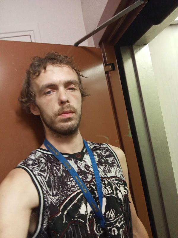 Florian  32 ans Châtillon