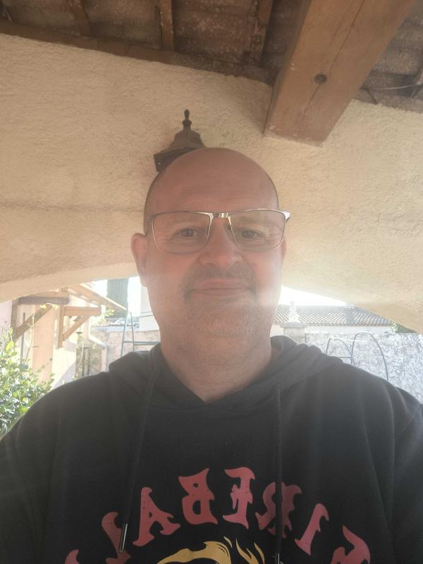 Thierry 56 ans Saint Maximin la Sainte Baume