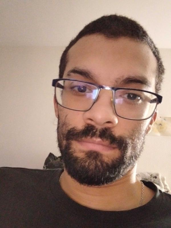 Mich 34 ans Bourg en Bresse