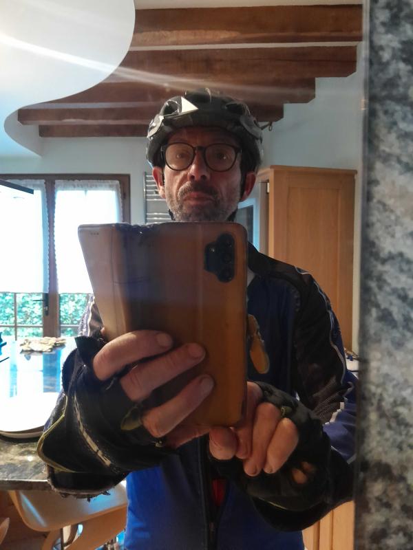 eric 58 ans Senonches