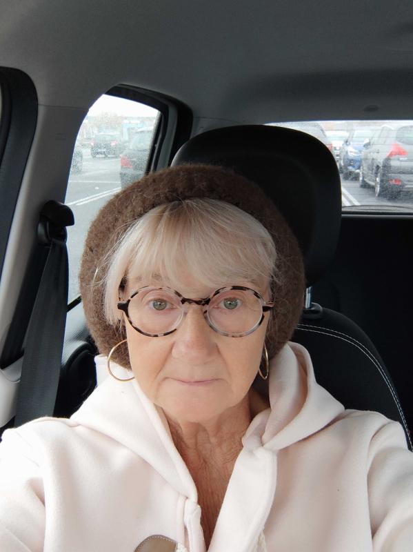 Elisa 65 ans Acheville