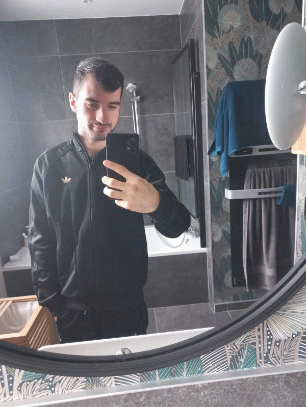 Léni  19 ans Tiercé