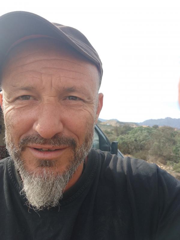 Yann 48 ans Lavelanet