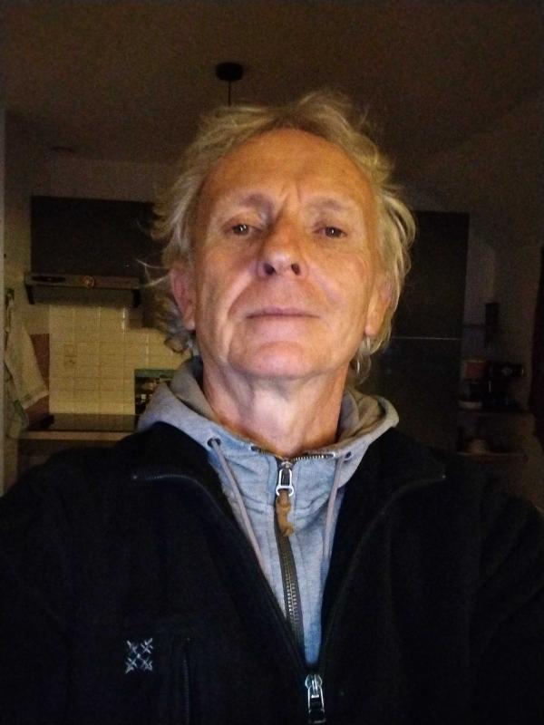 Emmanuel 62 ans Bruay la Buissière