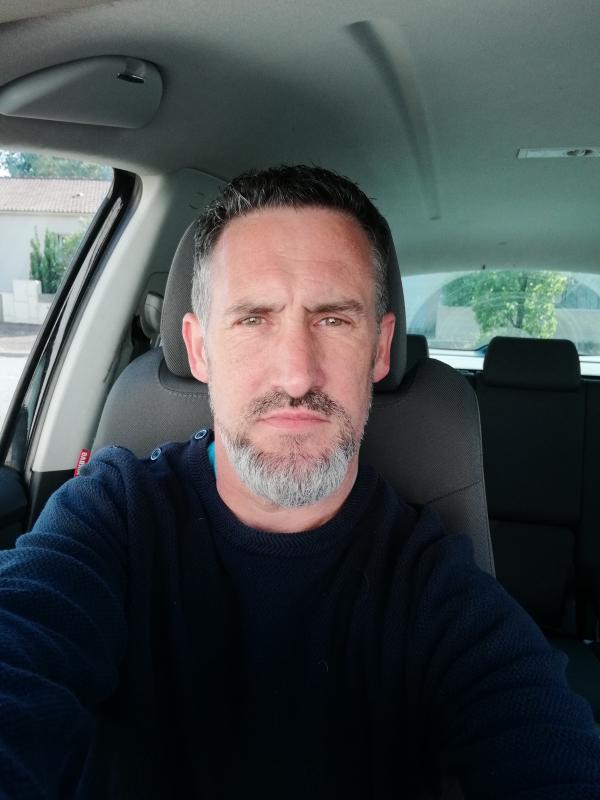 Aurelien 46 ans La Chaize le Vicomte