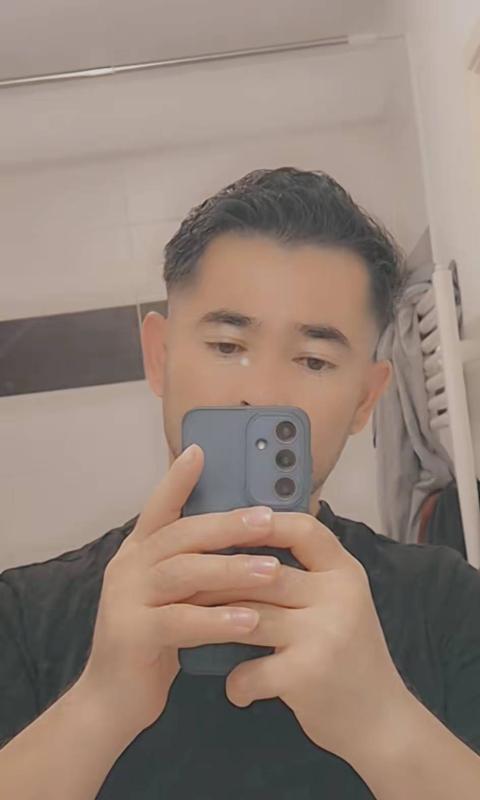 Alex 39 ans Toulouse