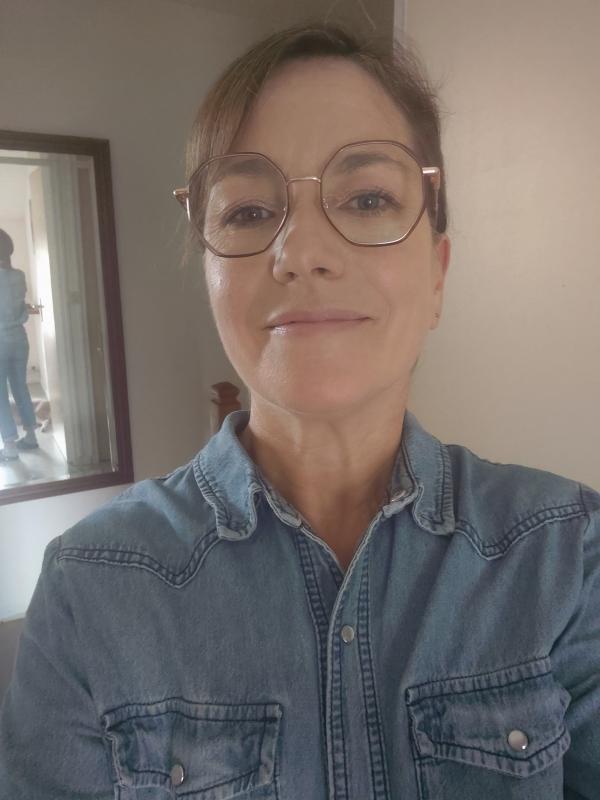 Stéphanie  51 ans Poitiers