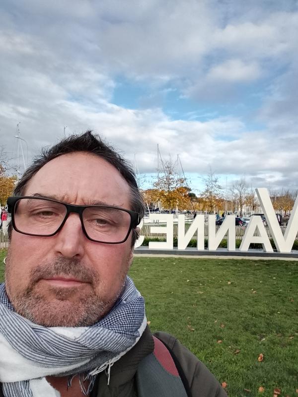 Benny  53 ans Condé Sainte Libiaire