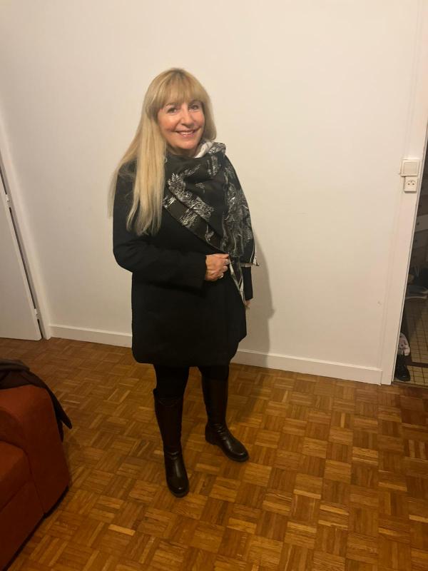 Carolyne  47 ans Fontenay le Comte