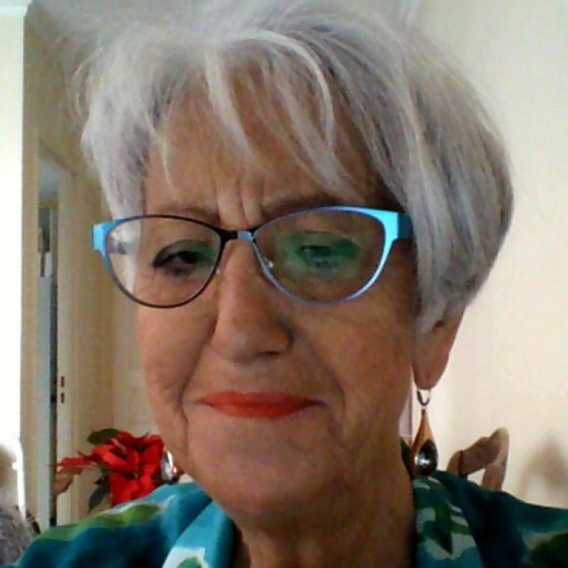 Françoise  81 ans Orléans