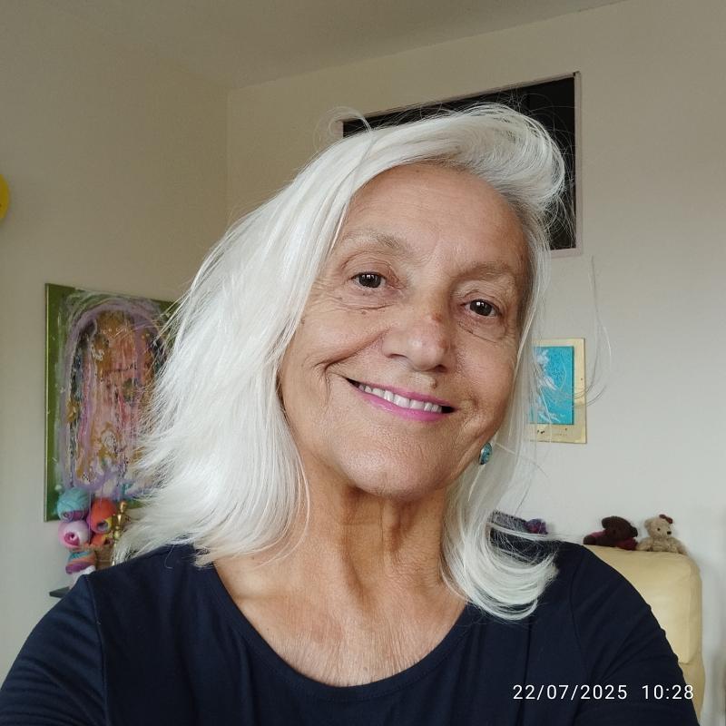 FleurIris 64 ans Abjat sur Bandiat