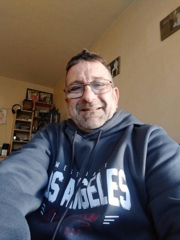 Loïc 51 ans Beaugency