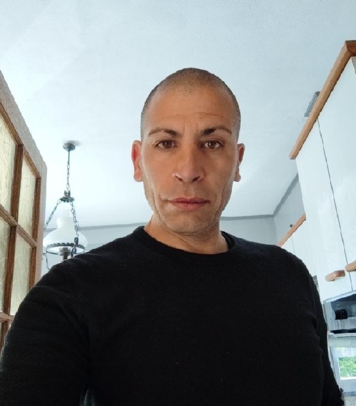 Anthony  48 ans Beaune