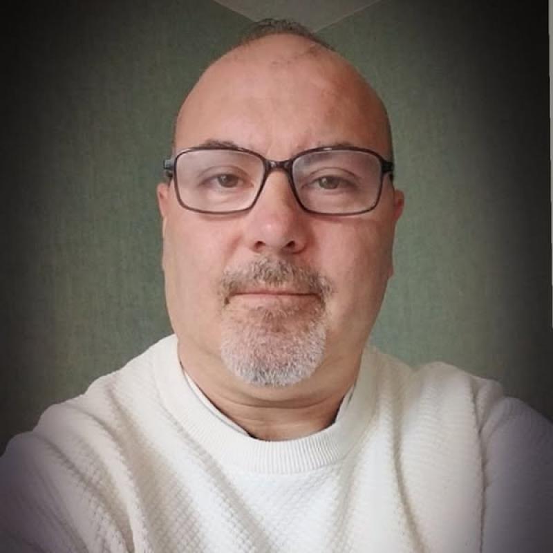 Nicolas 49 ans Rochefort