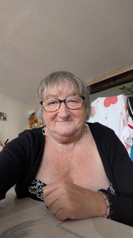 Christine  70 ans Saint Amand Montrond