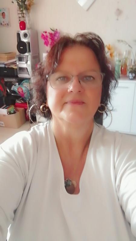 Elisabeth  65 ans Limoges