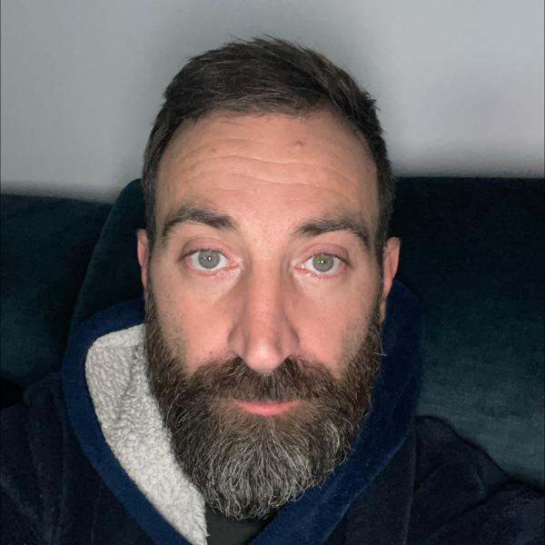 chris2B 41 ans marseille 13eme arrondiss