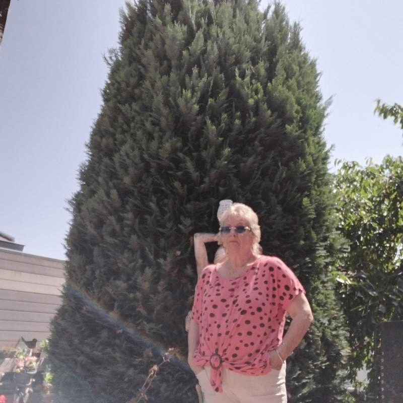 Dorothee  70 ans Strasbourg