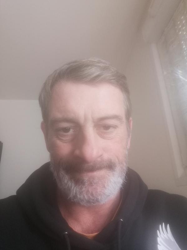 Ludo  44 ans Saint Max