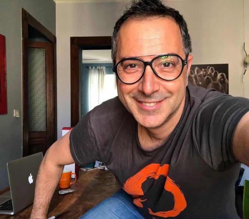 Luca 56 ans La Rochelle