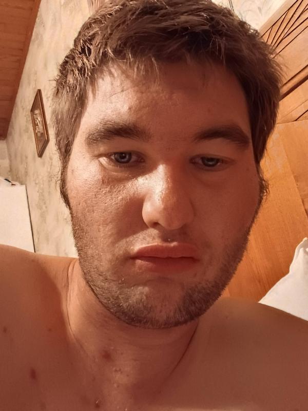 antony 23 ans Chavaniac Lafayette