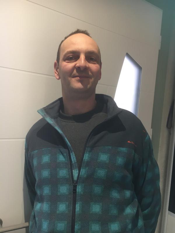 Jerem 39 ans Abaucourt Hautecourt