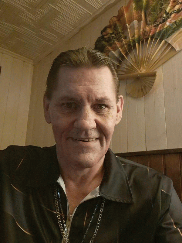 Hugues  58 ans Valenton