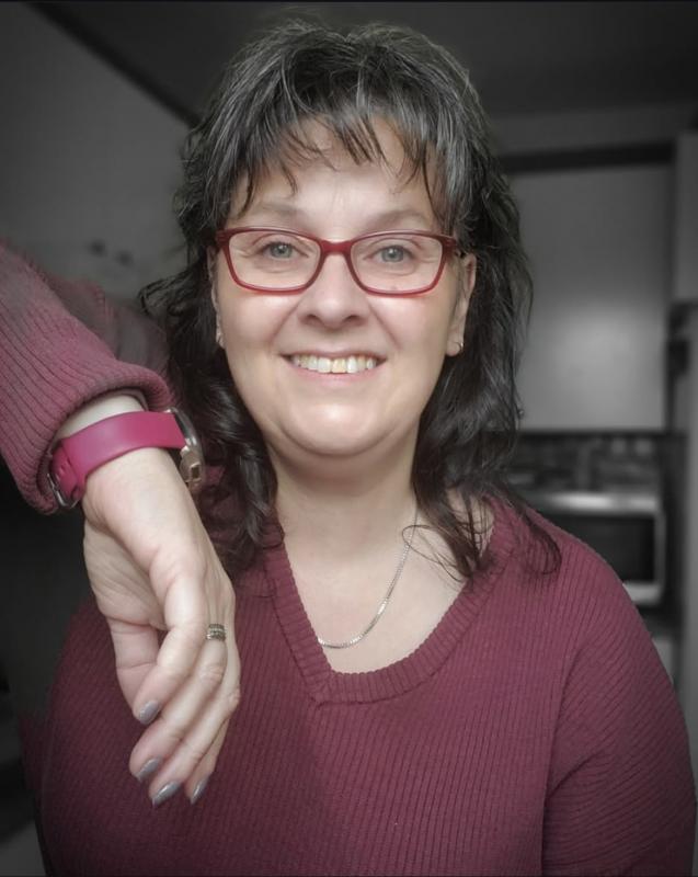 Martinez  45 ans Sedan