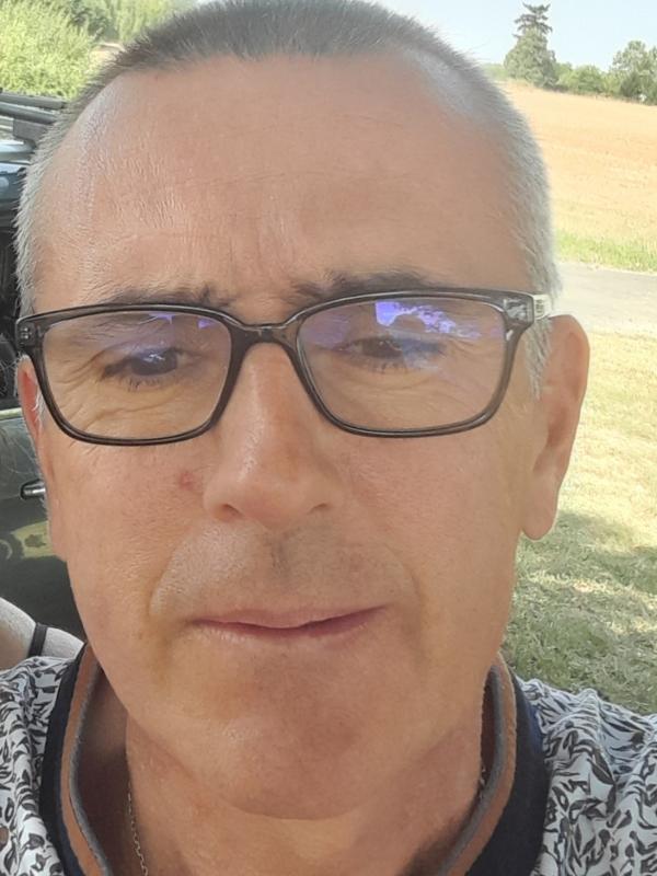 Dessinatoor 59 ans lyon 7eme arrondissement