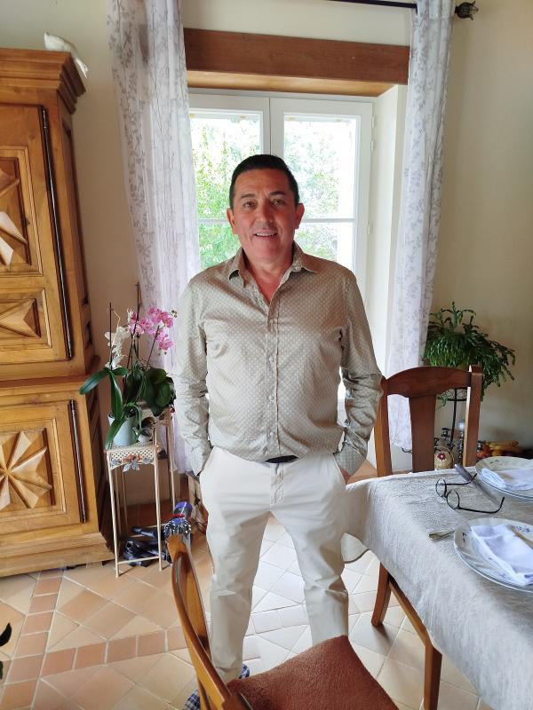 Thierry  58 ans Bazus