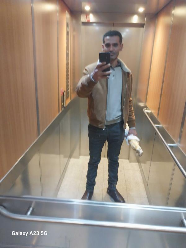 Ibrahim  42 ans paris 13eme arrondissement