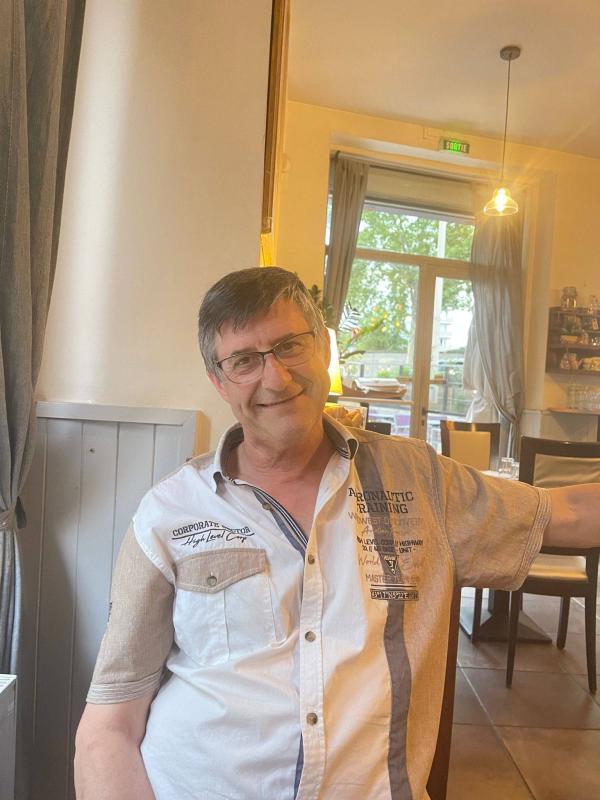 alex19 65 ans lyon 8eme arrondissement