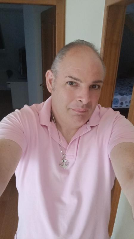 Manu  49 ans Saint Pierre du Perray