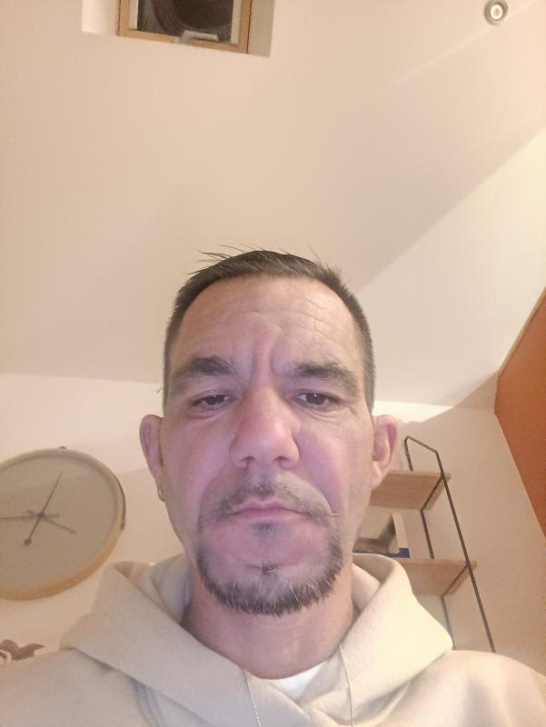 Seb 46 ans Saint Léonard en Beauce