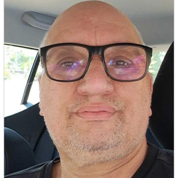 jean Luc 43 ans Aranc