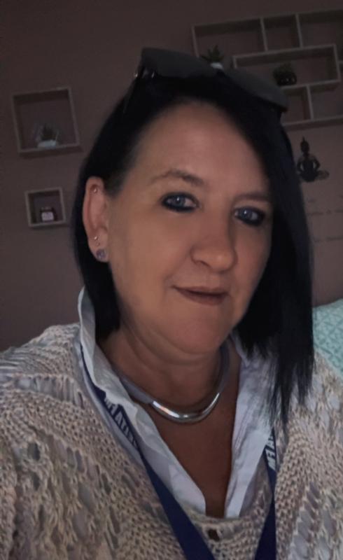 karine 56 ans Dunkerque