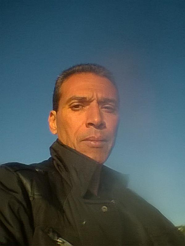 Farid  49 ans Montagnac