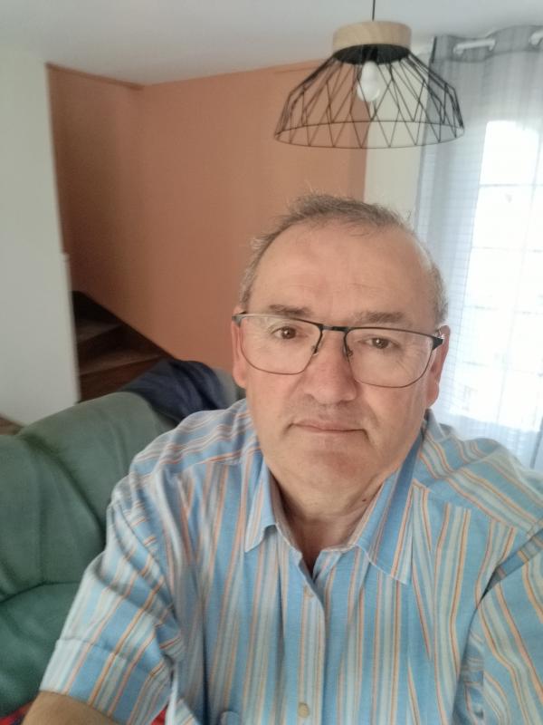 René  65 ans Saint Just