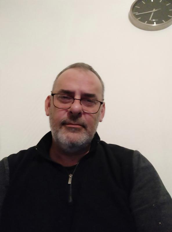 Eltony  54 ans Fontainebleau