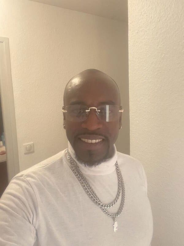 Mickael  41 ans Tomblaine