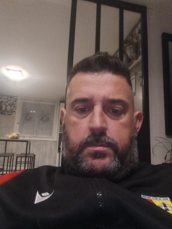 Gilles 47 ans Warhem