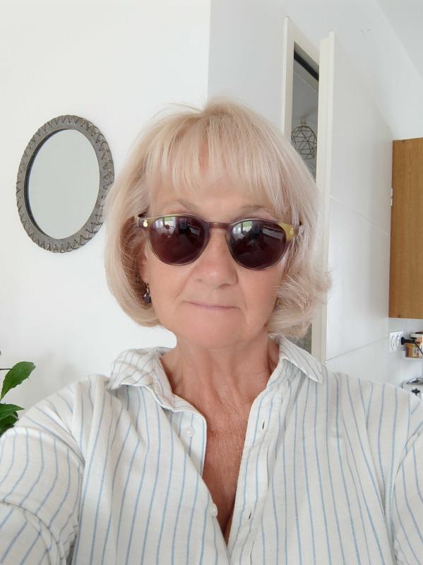 Elisa 65 ans Acheville