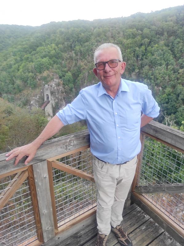 jean luc 68 ans Rosporden