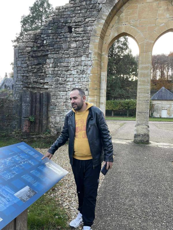 Salim goud  35 ans Guilherand Granges