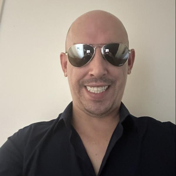 Nicolas 44 ans Ingré